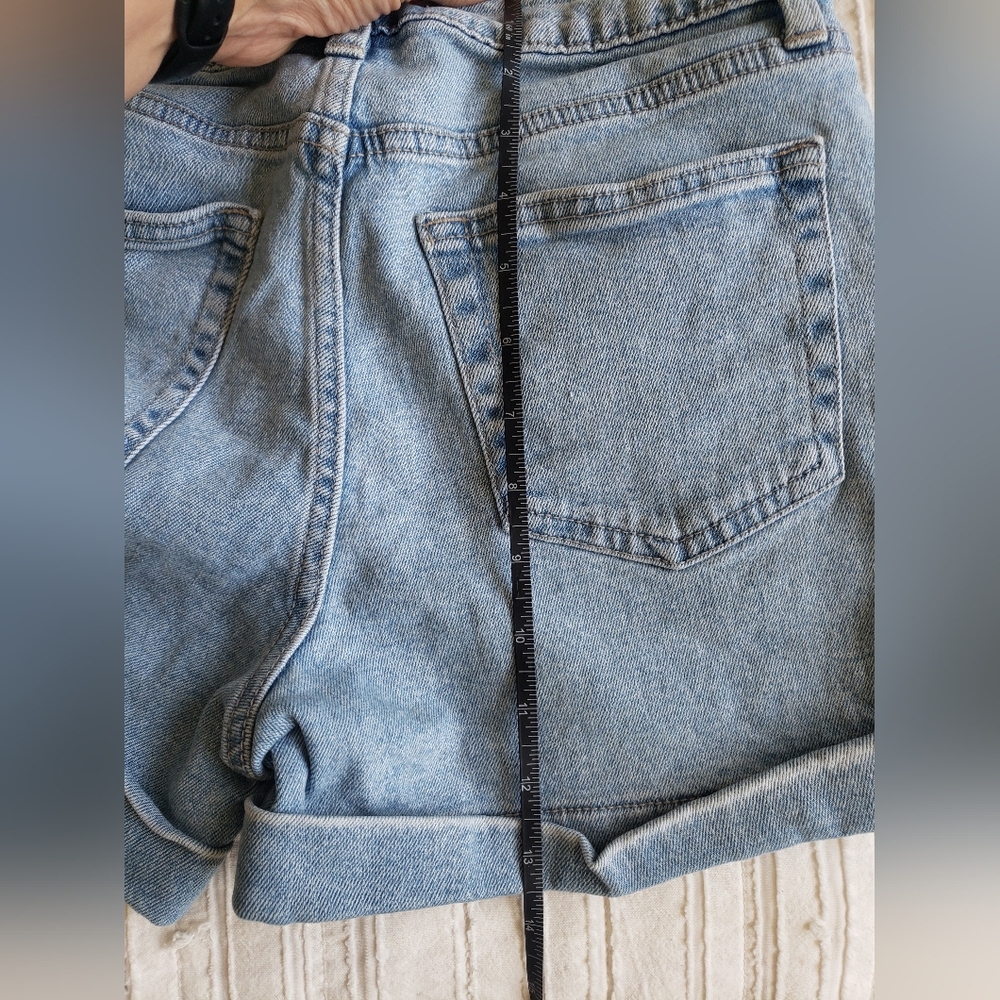 Just USA Blue Jean Shorts Cuffed High Rise. Size Small. - Picture 6 of 7